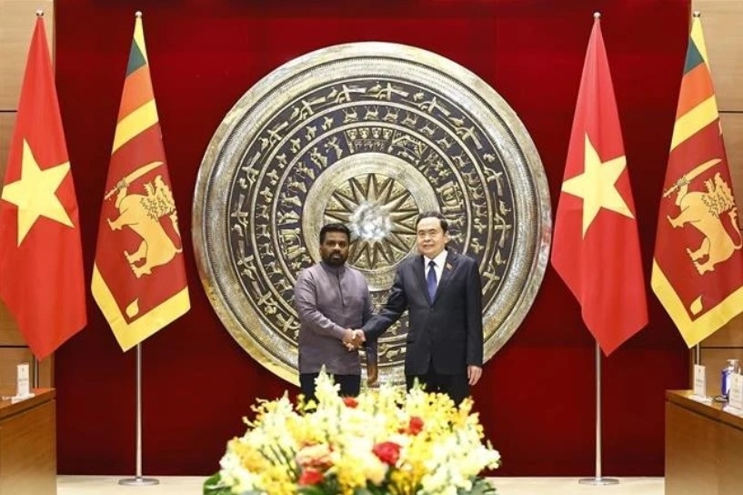 NA Chairman hosts Sri Lankan President